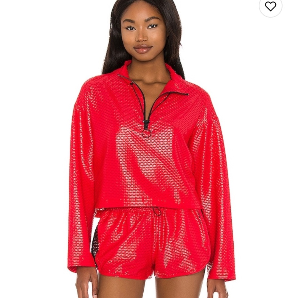 NWT 🎉KORAL 🎉Half Zip Crop